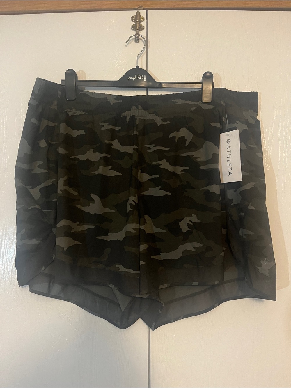 Athleta Camo Mesh Racer Run Short